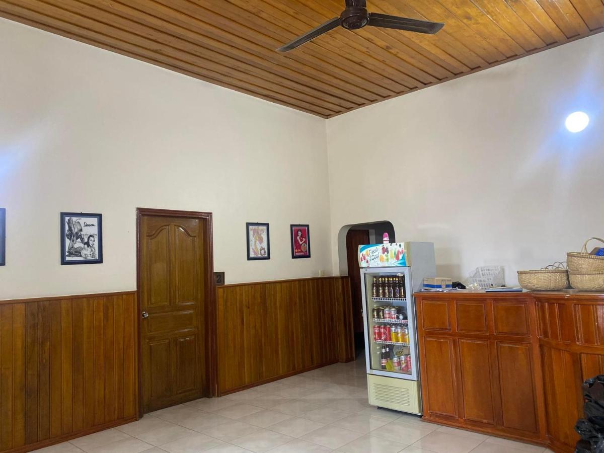 קמפוט Ecran Riverfront Guesthouse מראה חיצוני תמונה
