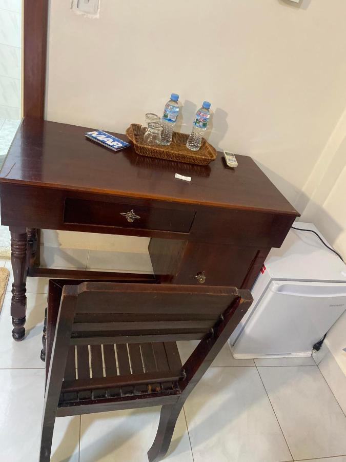 קמפוט Ecran Riverfront Guesthouse מראה חיצוני תמונה