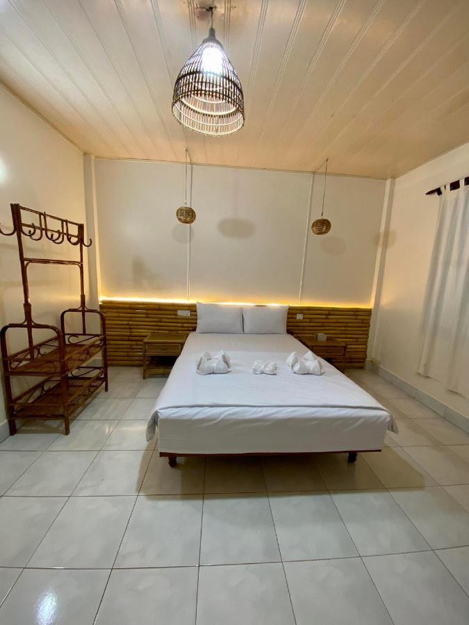 קמפוט Ecran Riverfront Guesthouse מראה חיצוני תמונה